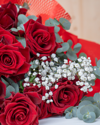 Fascio di Rose Rosse | Pensiero Fiorito